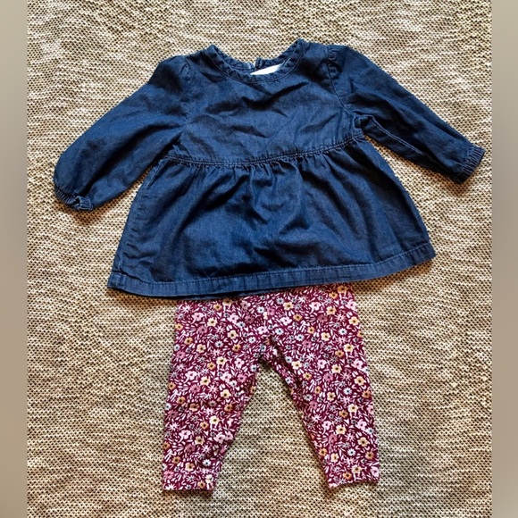 3-6 Month Carter’s Outfit Bundle - Picture 3 of 3